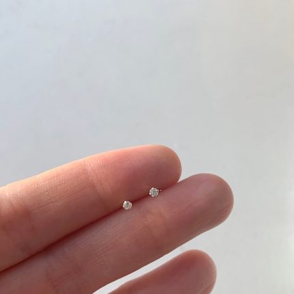 Hallmarked 1 Stone Nosepin 2ct (Zero Size)