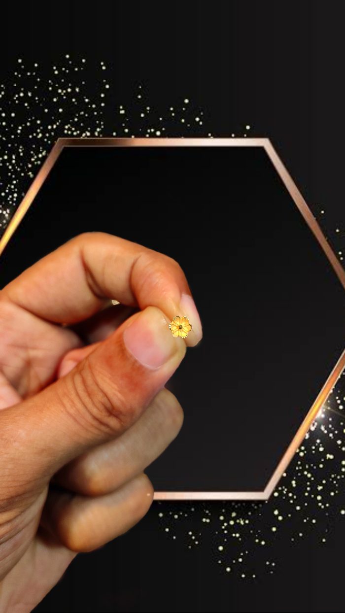 100% Pure Hallmarked 18 Carat Gold Nosepin