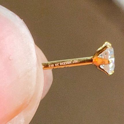 Hallmarked 1 Stone Nosepin 4ct (Medium size)